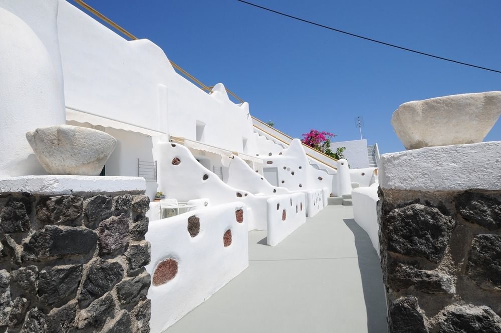 Manias Fira Residences Fira (Santorini) Exterior foto