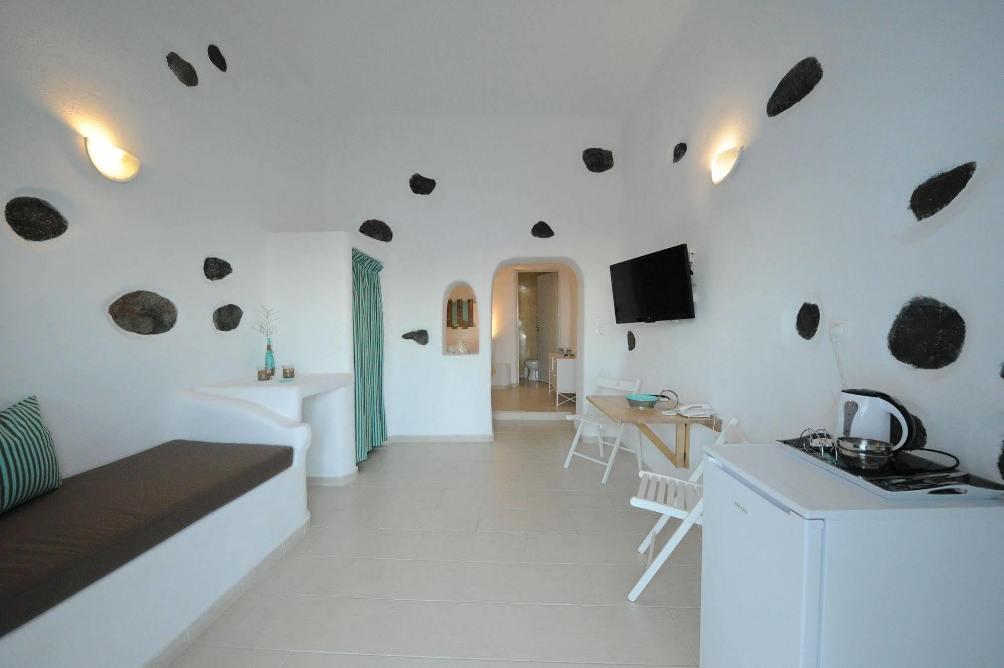 Manias Fira Residences Fira (Santorini) Exterior foto